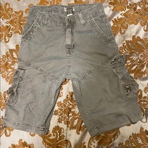 2 shorts, jacket